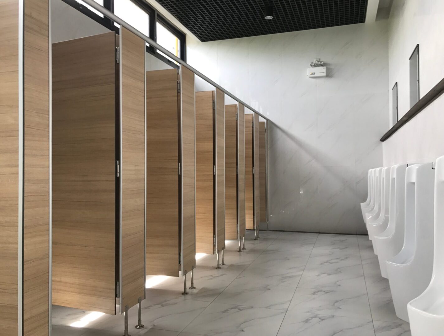 commercial-toilets-brown-stalls